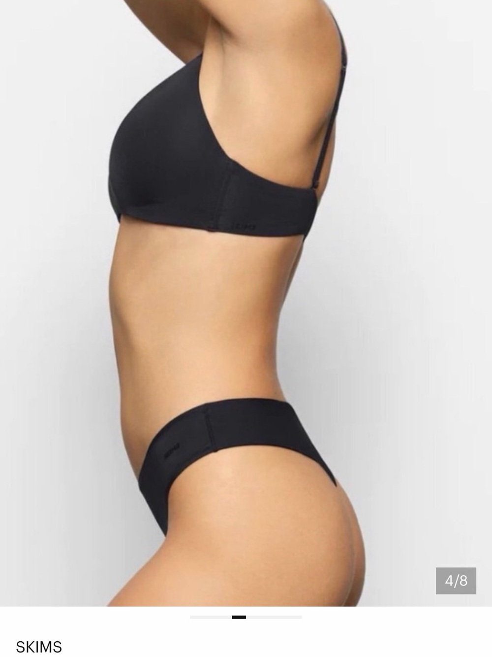 SKIMS Black Seamless wire free- Sleek body push BRA